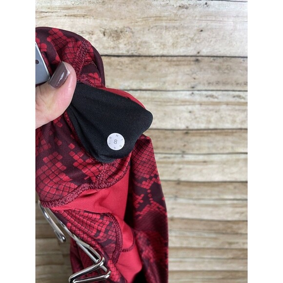 COPY - LULULEMON Red Snakeskin  Print Pattern Leggings Women's Size 8 - Picture 3 of 3